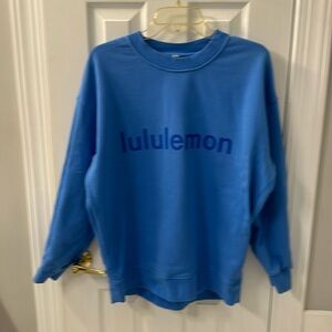 Lululemon Perfectly Oversized Crew 8/10 Blue Nile